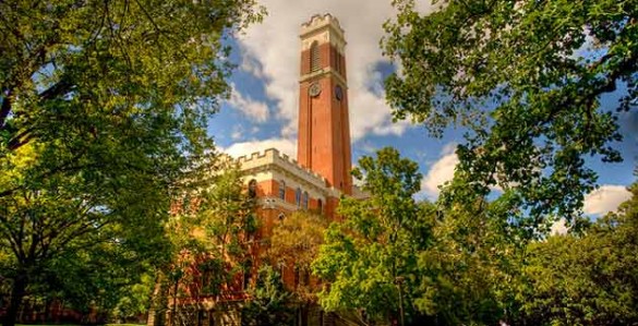 Kirkland_Hall_fi (Vanderbilt University)